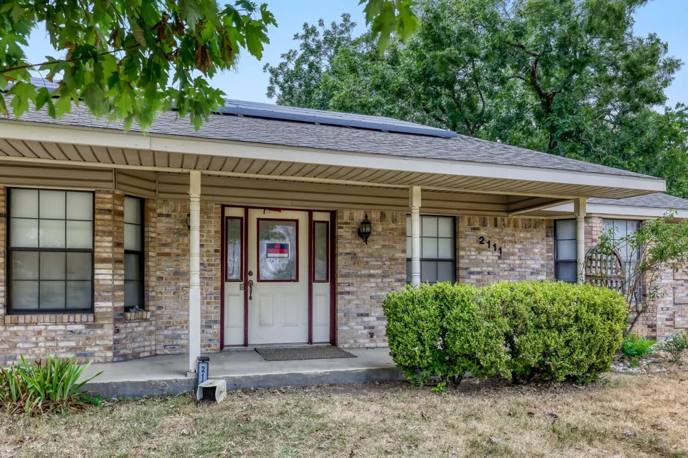 2111 Potter Lane Mesquite, TX 75149