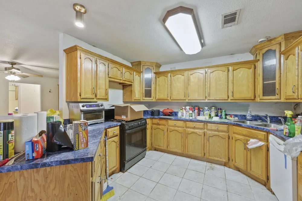 2111 Potter Lane Mesquite, TX 75149