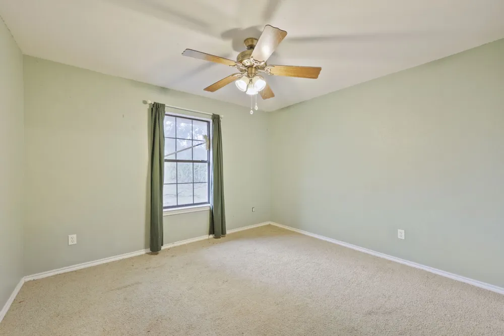 2111 Potter Lane Mesquite, TX 75149
