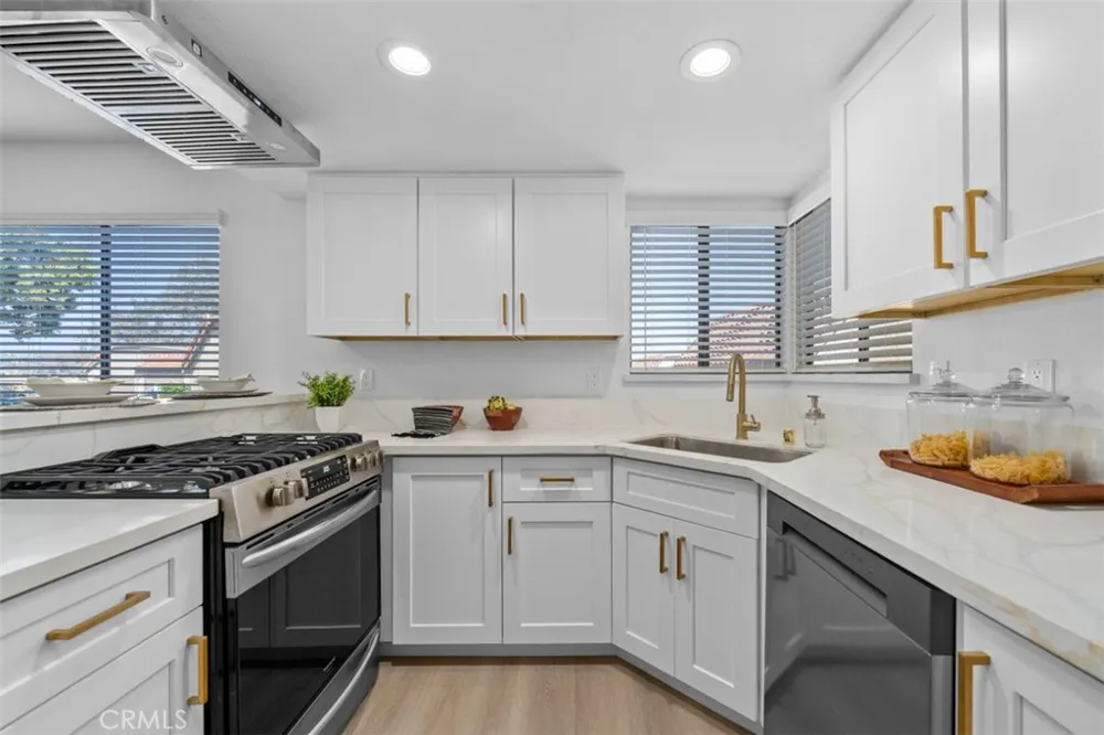 28121 Montecito #23 Laguna Niguel, CA 92677