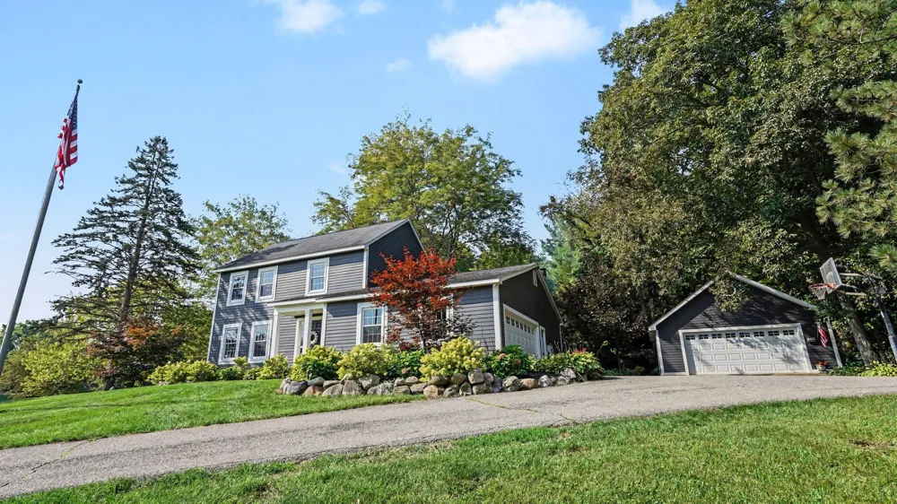 9712 Timber Hill Court Dexter, MI 48130