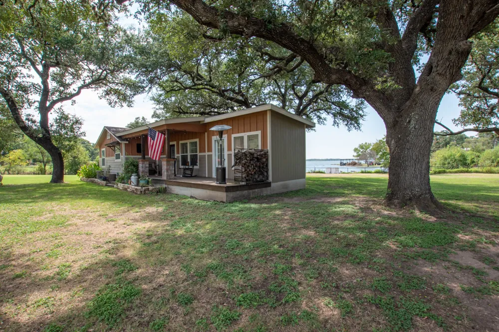 510 County Road 221 Tow, TX 78672