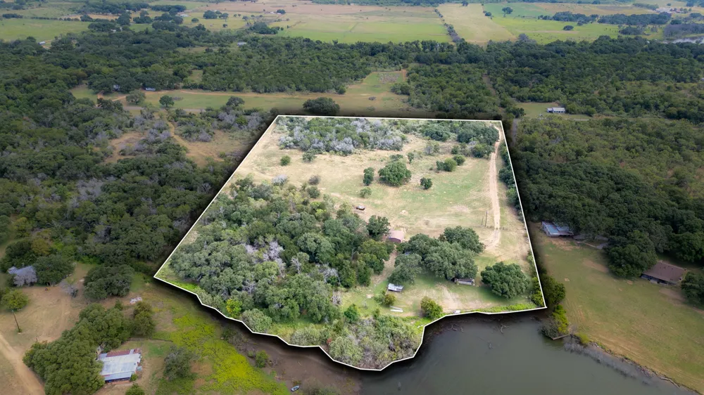 510 County Road 221 Tow, TX 78672