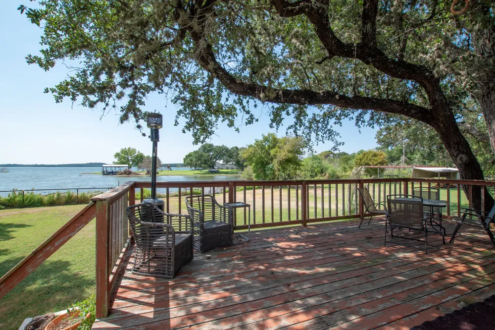 510 County Road 221 Tow, TX 78672