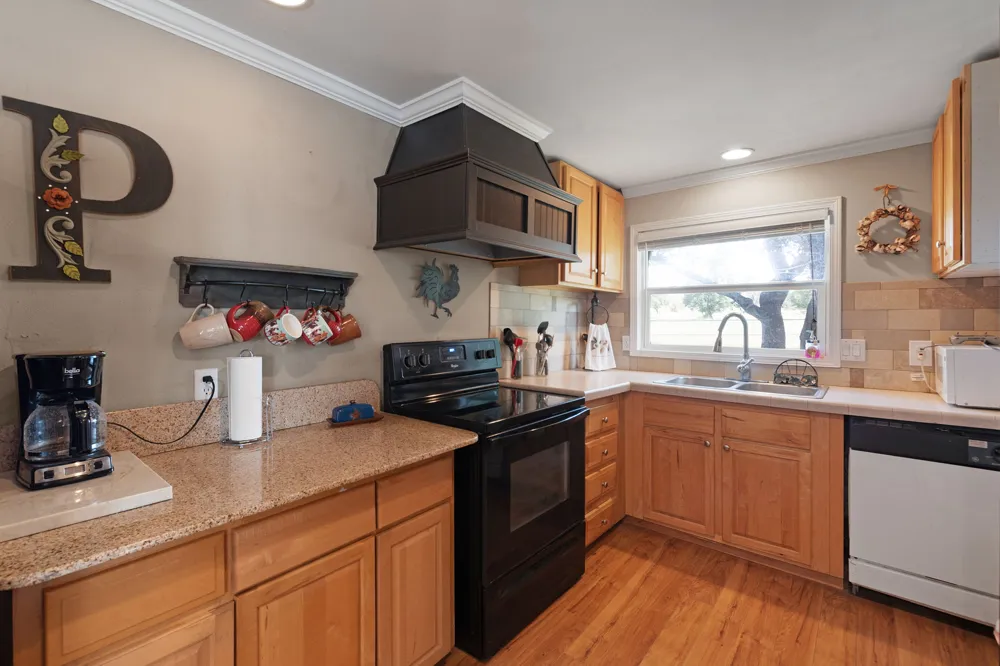 510 County Road 221 Tow, TX 78672