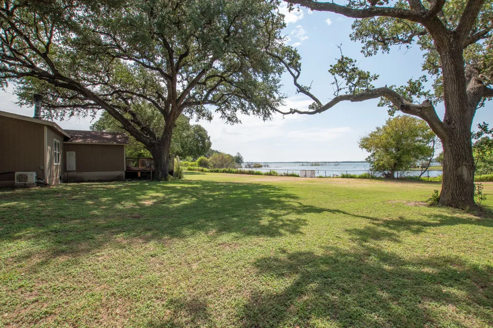 510 County Road 221 Tow, TX 78672