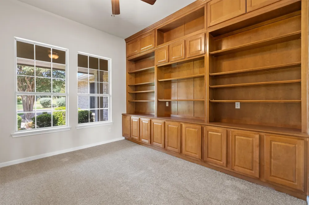 108 Cattle Trail Way Georgetown, TX 78633