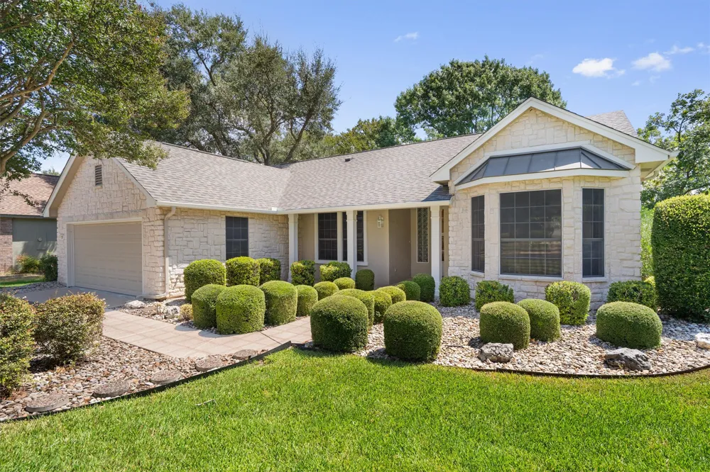 108 Cattle Trail Way Georgetown, TX 78633