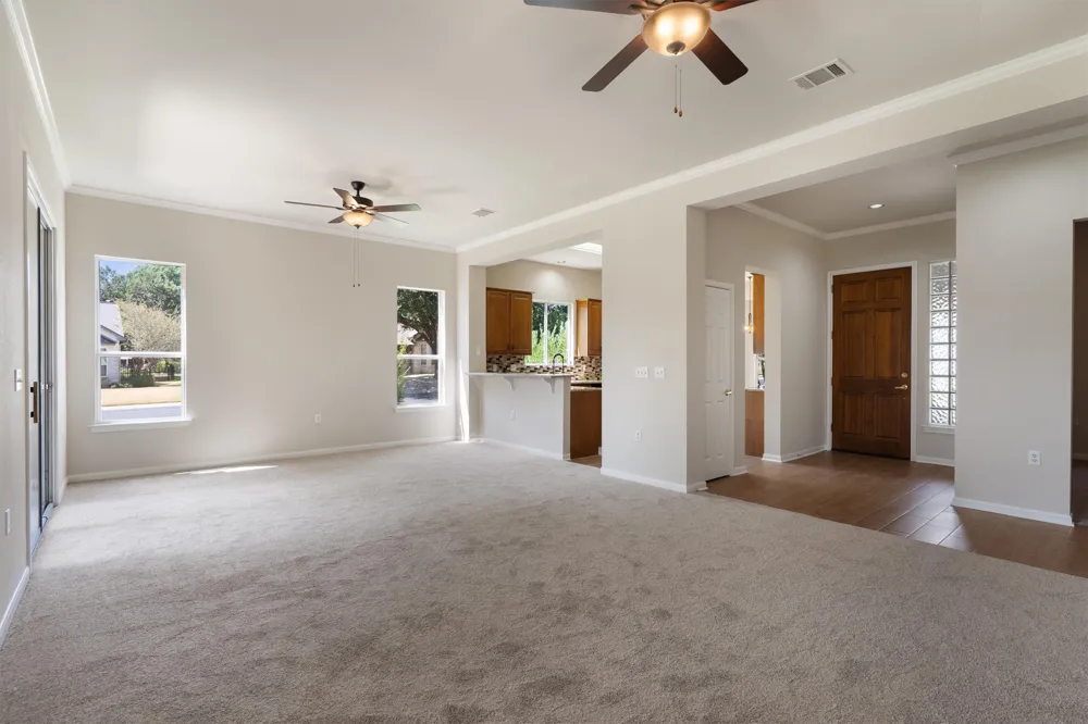 108 Cattle Trail Way Georgetown, TX 78633