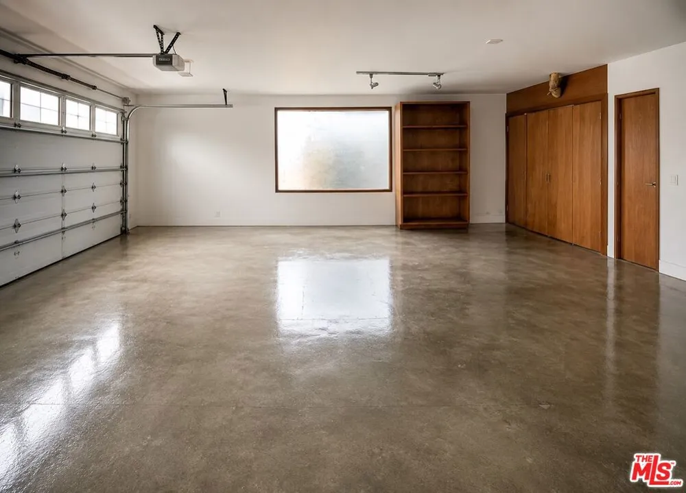 917 Palms Boulevard Venice, CA 90291