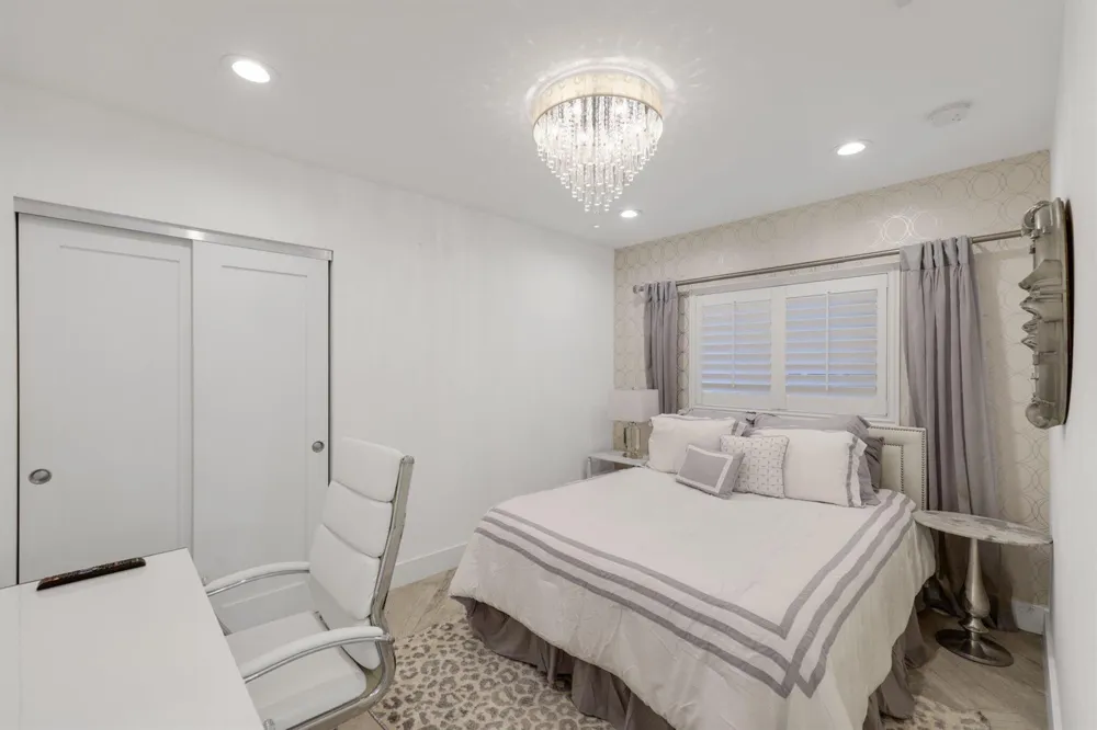 713 Forsyth Street Boca Raton, FL 33487