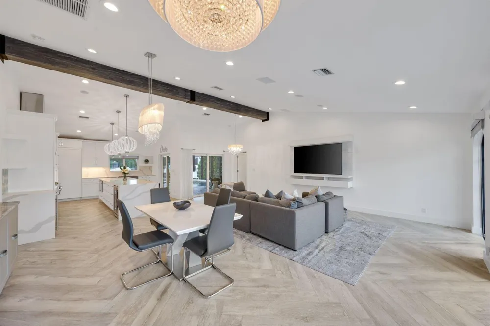 713 Forsyth Street Boca Raton, FL 33487