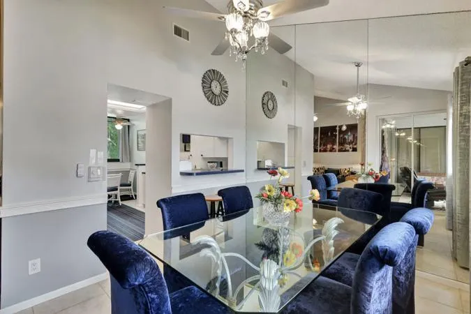 402 SEA OATS DRIVE #E Juno Beach, FL 33408