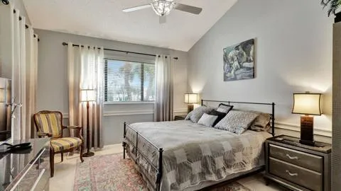 402 SEA OATS DRIVE #E Juno Beach, FL 33408