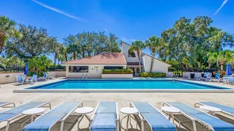 402 SEA OATS DRIVE #E Juno Beach, FL 33408