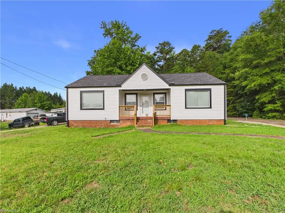 18492 NC Highway 109 Denton, NC 27239