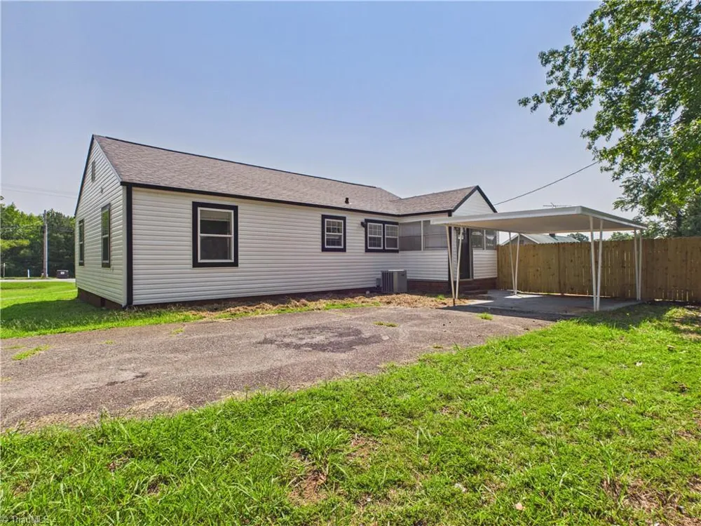 18492 NC Highway 109 Denton, NC 27239