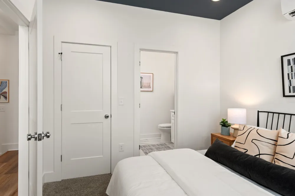127 Straton Street Nashville, TN 37216