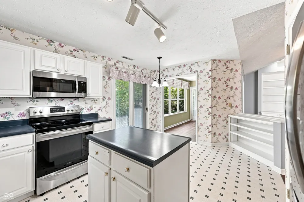 8187 Burnett Boulevard Avon, IN 46123