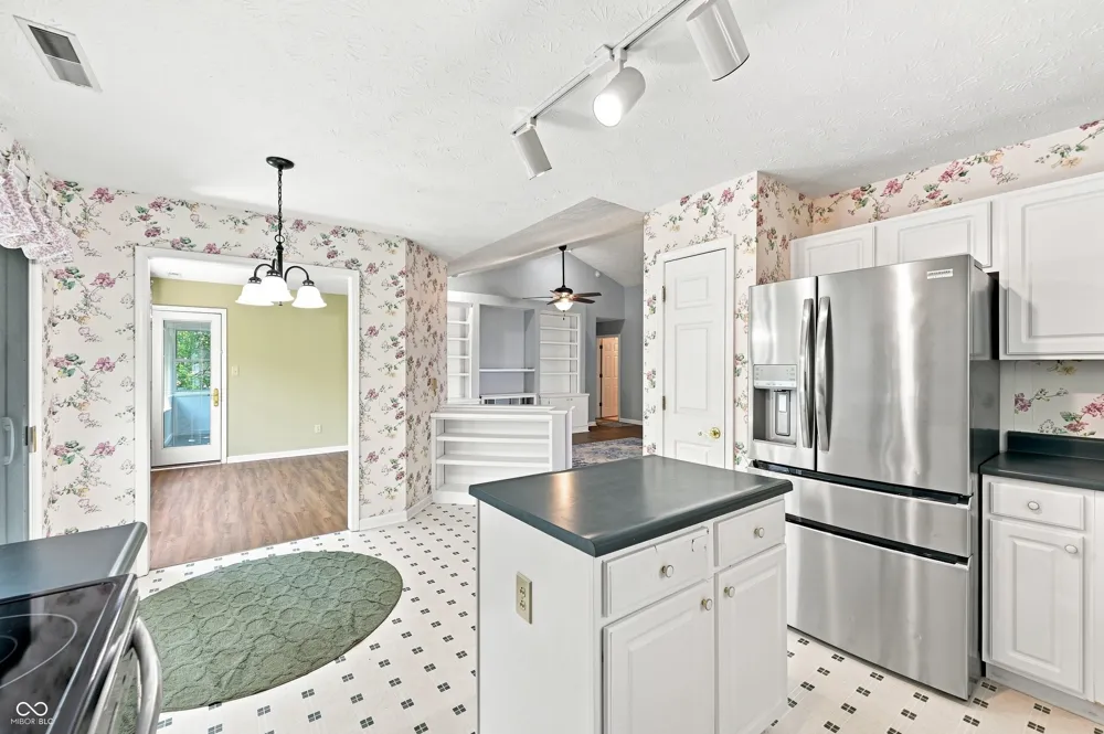 8187 Burnett Boulevard Avon, IN 46123