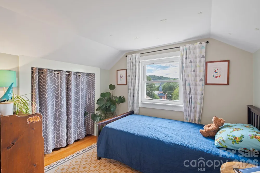 348 Beaucatcher Road Asheville, NC 28805