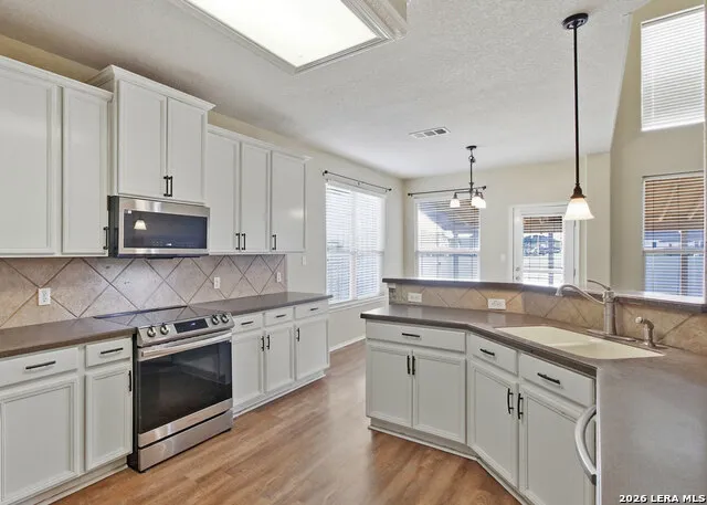 119 Brook Meadow Cibolo, TX 78108