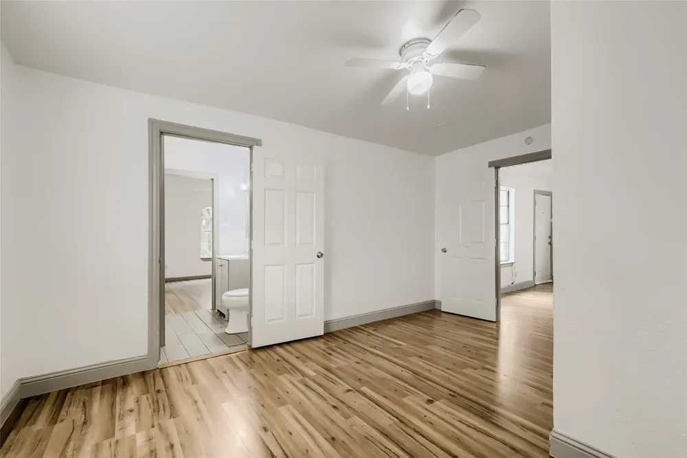 326 E Holley Street Mesquite, TX 75149
