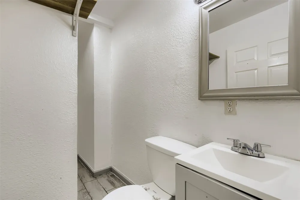 326 E Holley Street Mesquite, TX 75149