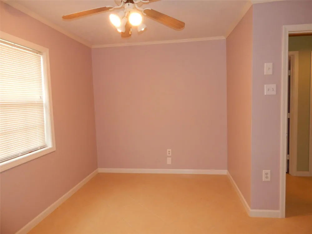 1305 Jennifer Lane Houston, TX 77029