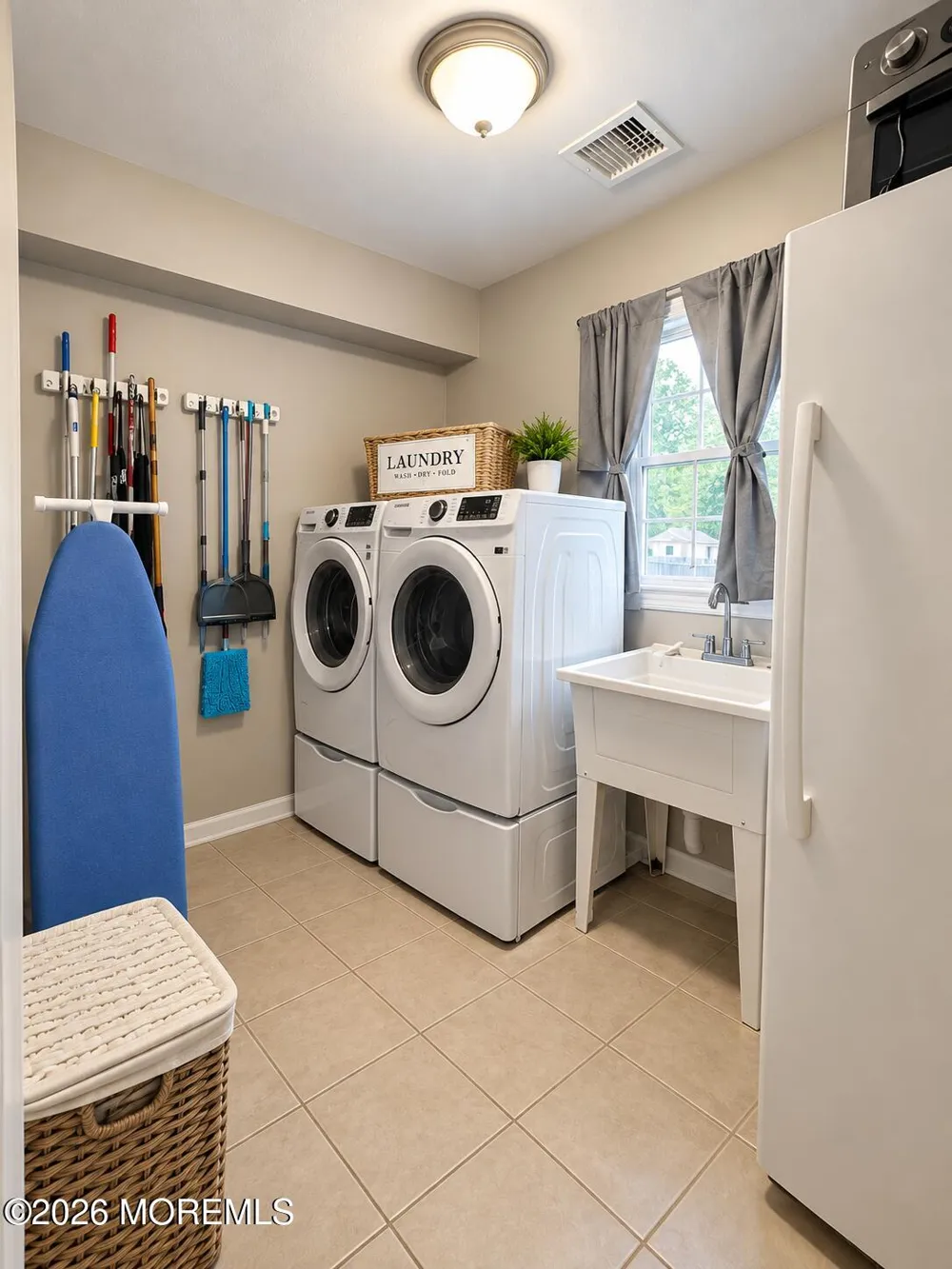 133 Stout Avenue Middlesex, NJ 08846