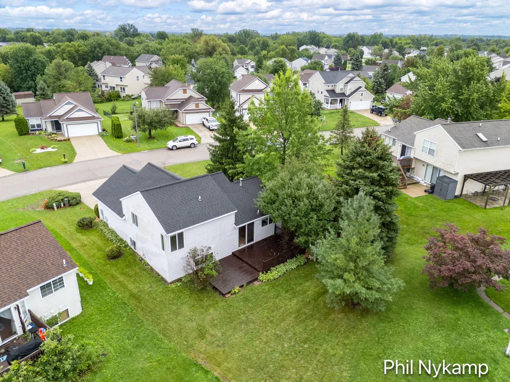 3431 Clear View Drive Holland Charter Township, MI 49424