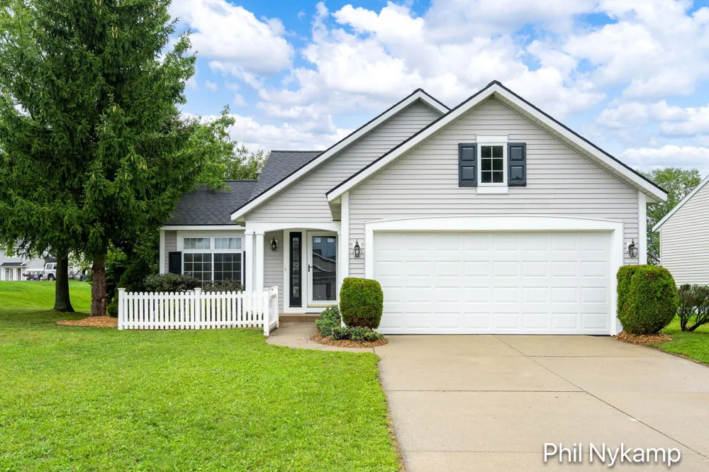 3431 Clear View Drive Holland Charter Township, MI 49424