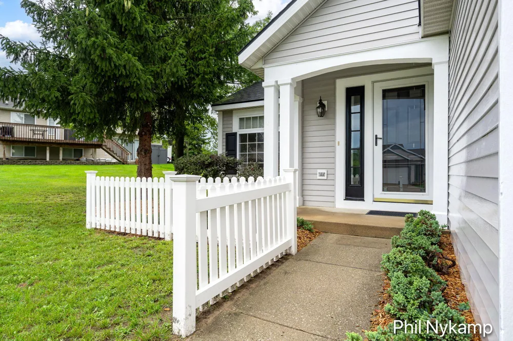 3431 Clear View Drive Holland Charter Township, MI 49424