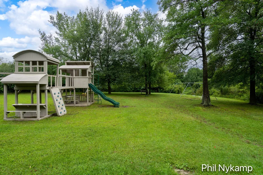 3431 Clear View Drive Holland Charter Township, MI 49424