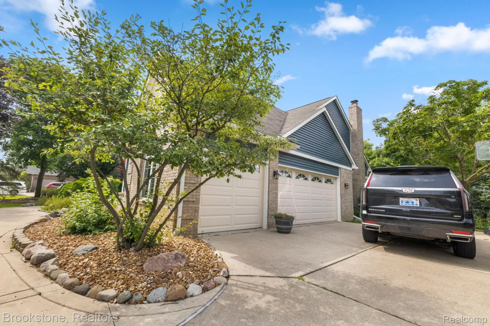 12495 Howland Park Drive Plymouth Charter Township, MI 48170