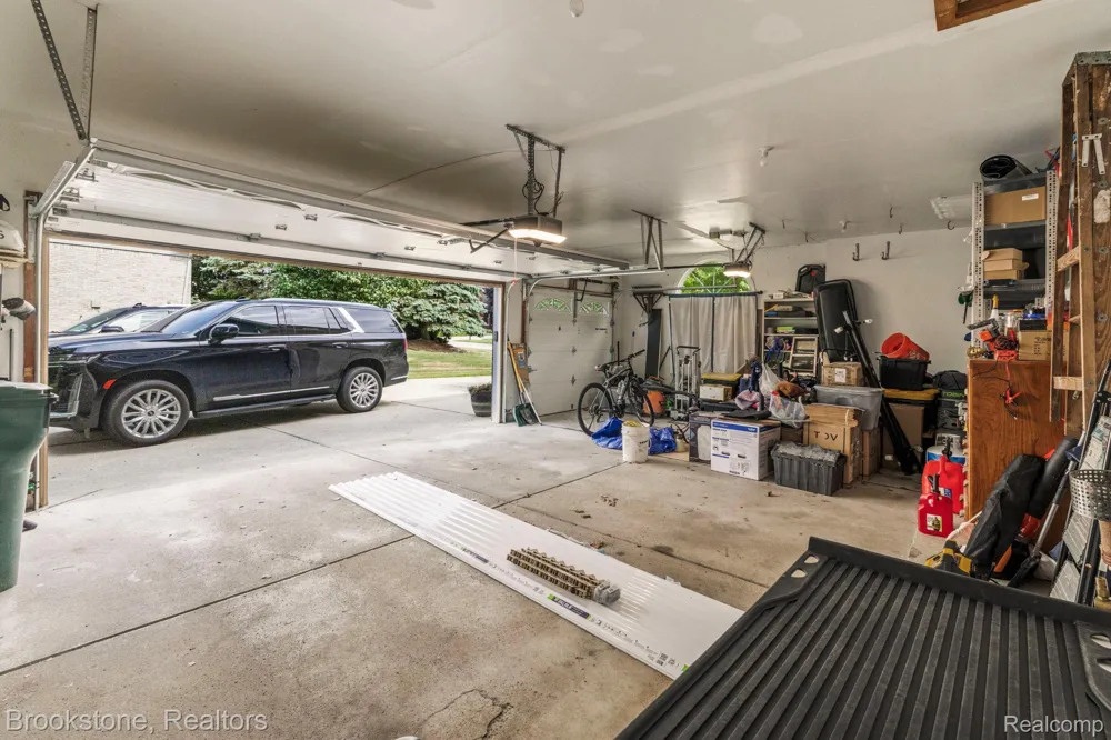 12495 Howland Park Drive Plymouth Charter Township, MI 48170
