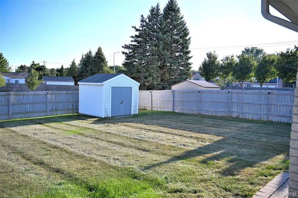 4030 Fox Hill Drive Sterling Heights City, MI 48310