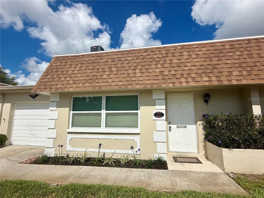 8350 BURGUNDY DRIVE Pinellas Park, FL 33781