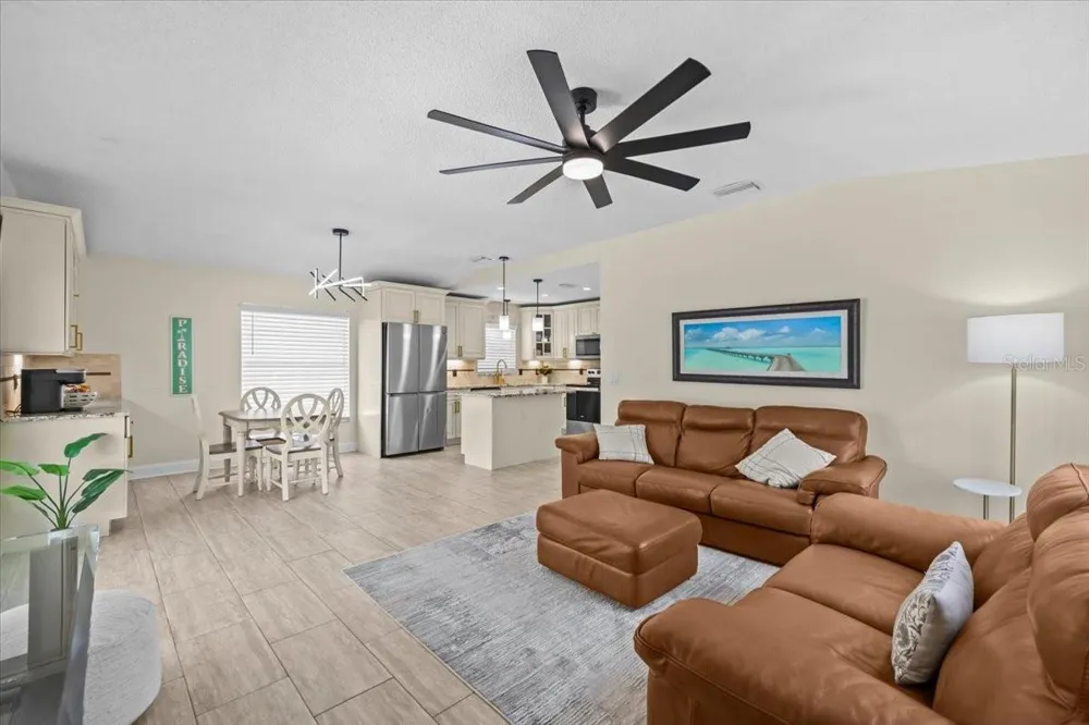 7318 S KISSIMMEE STREET Tampa, FL 33616