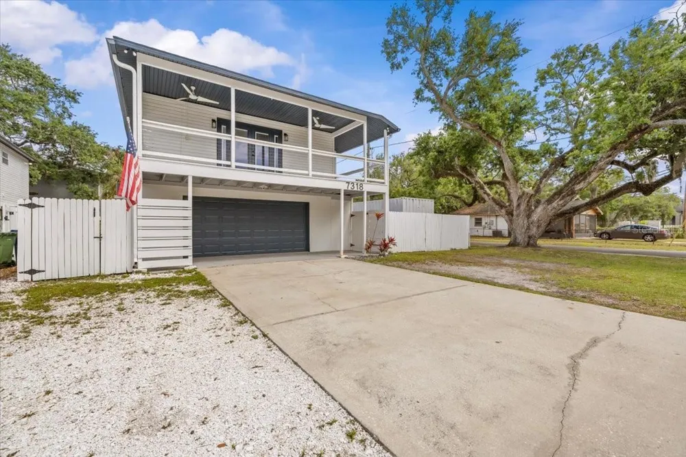 7318 S KISSIMMEE STREET Tampa, FL 33616