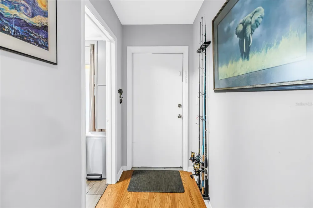 4435 1ST STREET NE #305 St Petersburg, FL 33703