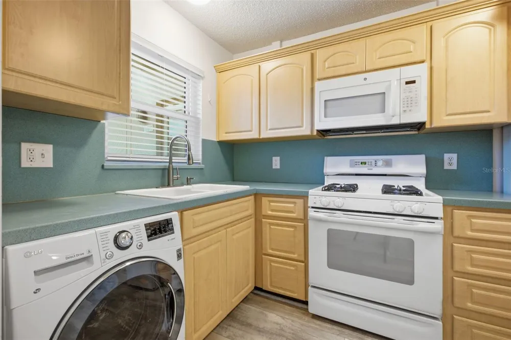 5603 80TH STREET #202 St Petersburg, FL 33709