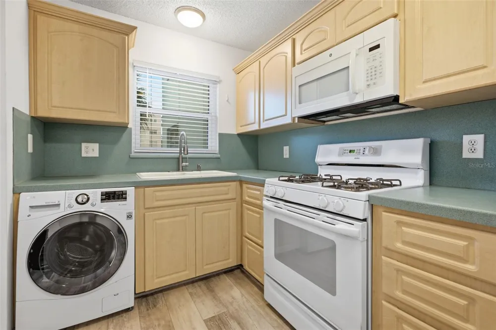 5603 80TH STREET #202 St Petersburg, FL 33709