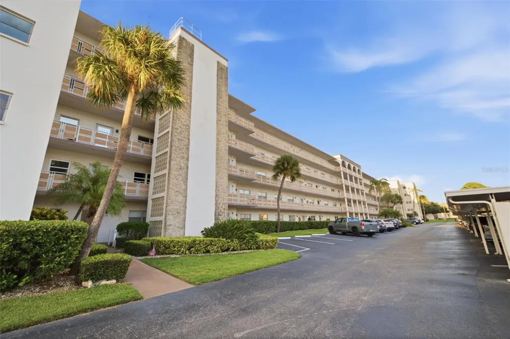 5603 80TH STREET #202 St Petersburg, FL 33709