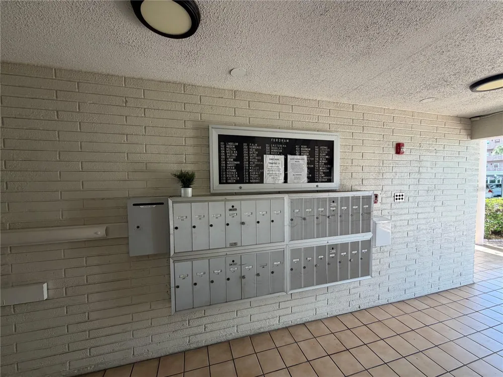 5603 80TH STREET #202 St Petersburg, FL 33709