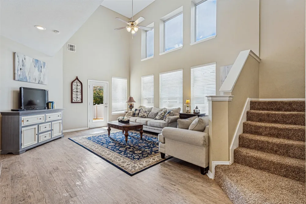 10216 Franklin Drive Providence Village, TX 76227
