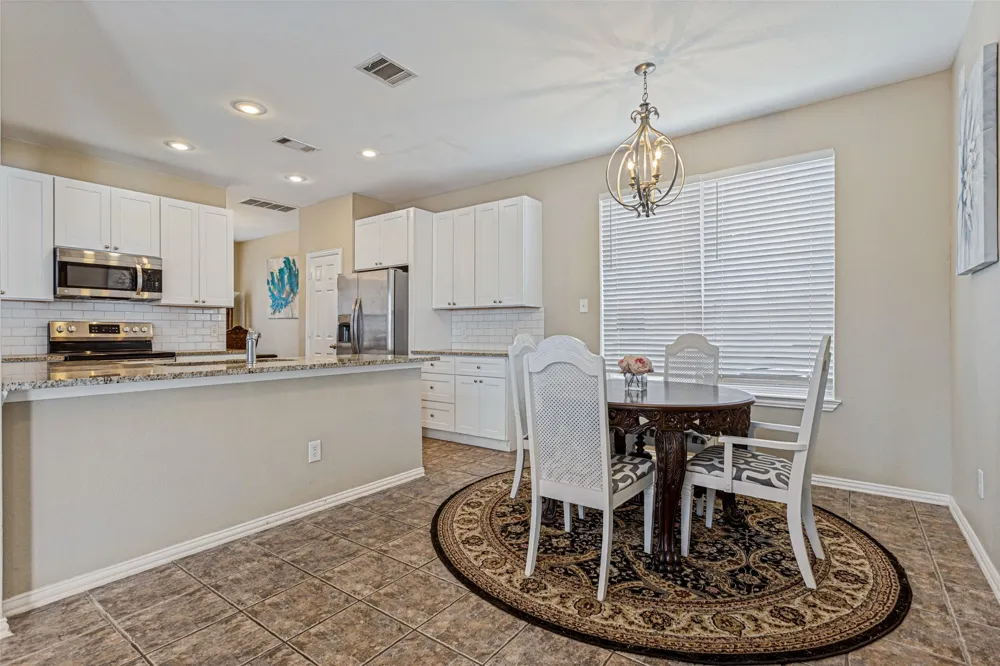 10216 Franklin Drive Providence Village, TX 76227