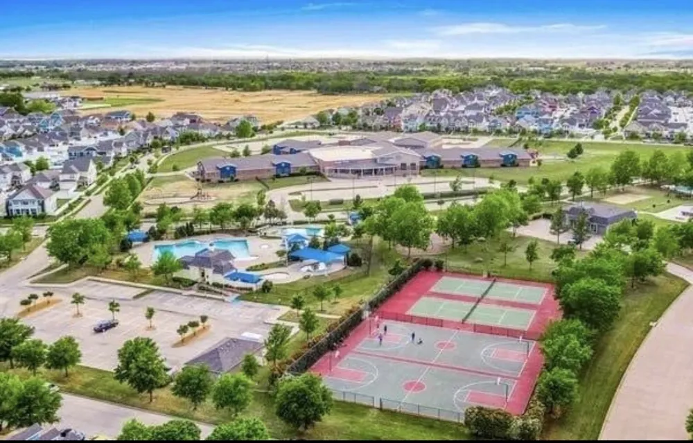 10216 Franklin Drive Providence Village, TX 76227