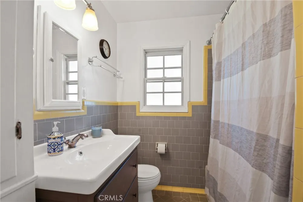 346 Saint Bonaventure Claremont, CA 91711
