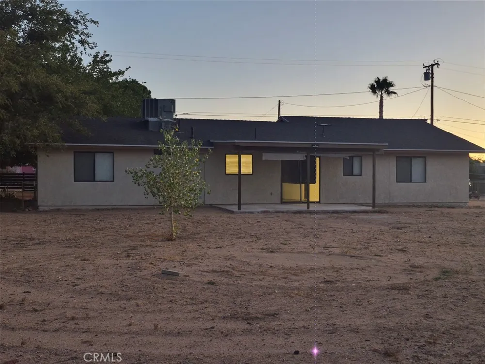 19145 Sheffield Hesperia, CA 92345